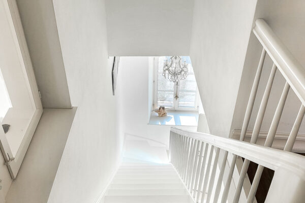 10_og-1-innentreppe-zum-eg